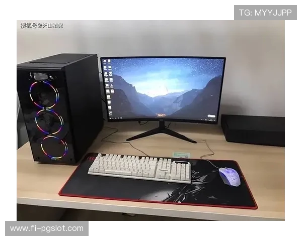 选择游戏本时，除了关注御三家之外还需考虑哪些关键因素和配置选择